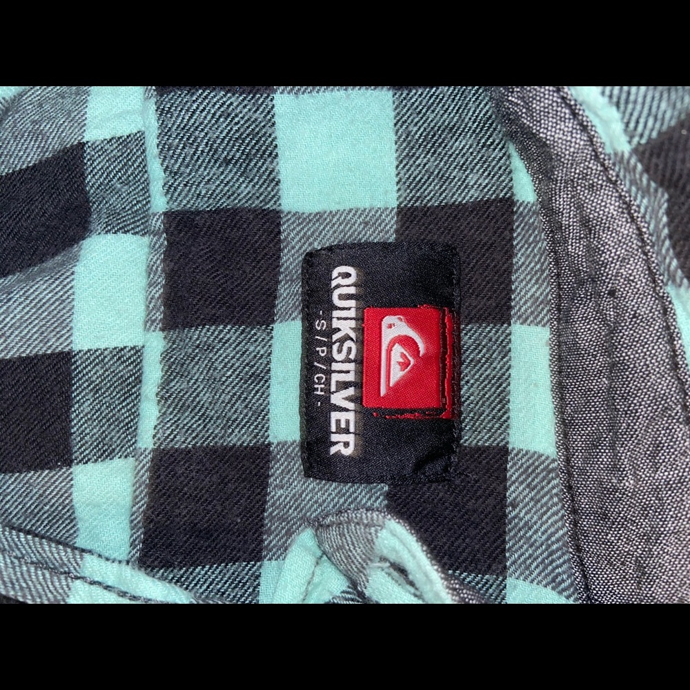 Quiksilver Button Down - Picture 2 of 2